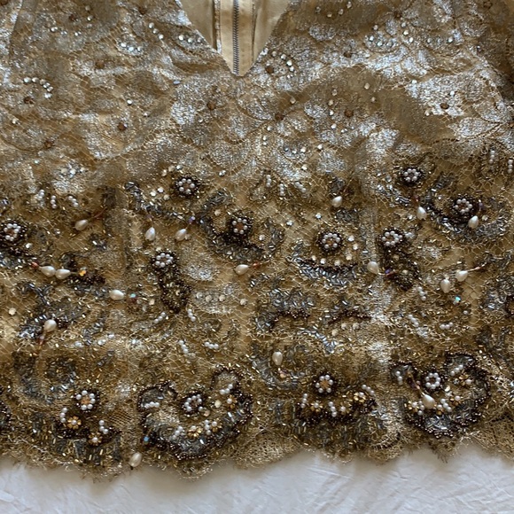Vintage hand beaded top with zip back. Stunning piece! - Picture 4 of 7